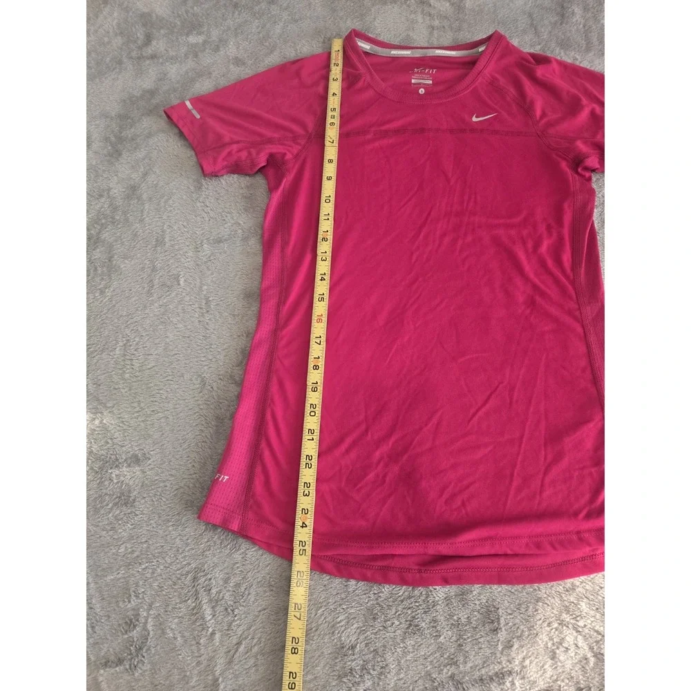 New With Tag NIKE Women's Dri-Fit Miler Running Shirt Pink Size S athletic